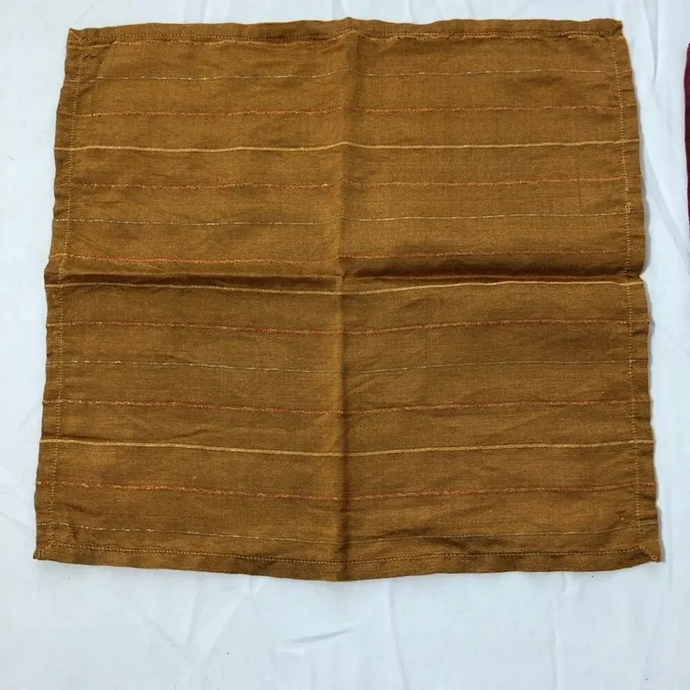Crate and Barrel glimmer cocktail napkins set of 6 10”x10”